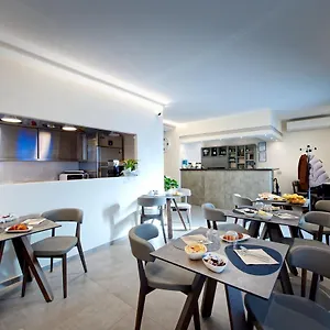 https://albergo-ristorante-giuan.hotelitalianriviera.com
