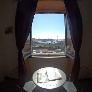https://bb-al-fronte-del-porto.hotelitalianriviera.com