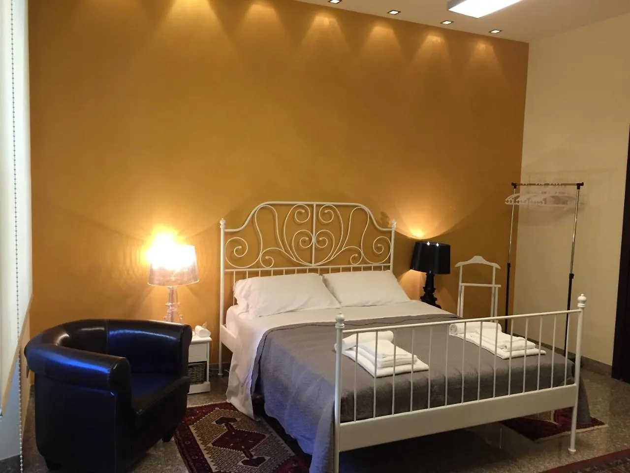 Bergamo Center Rooms